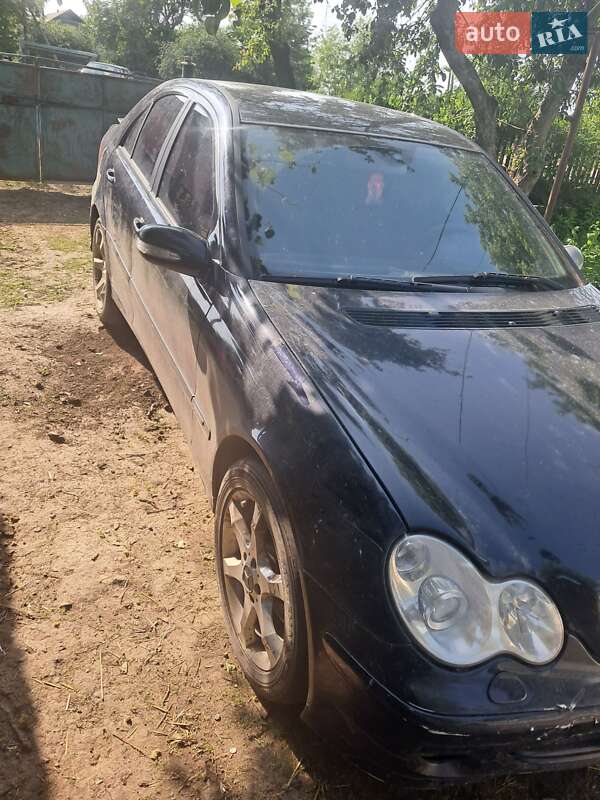 2005 mercedes-benz c 180