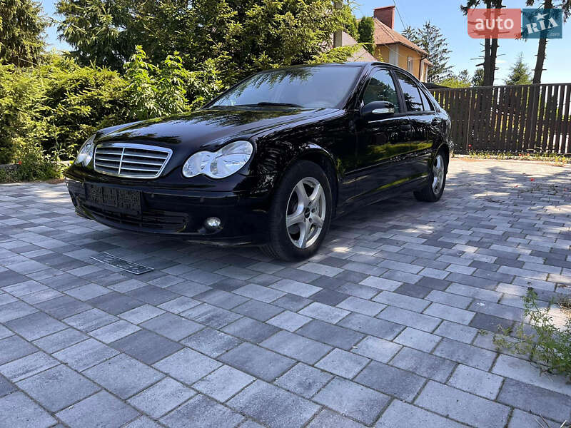 2005 mercedes-benz c-class