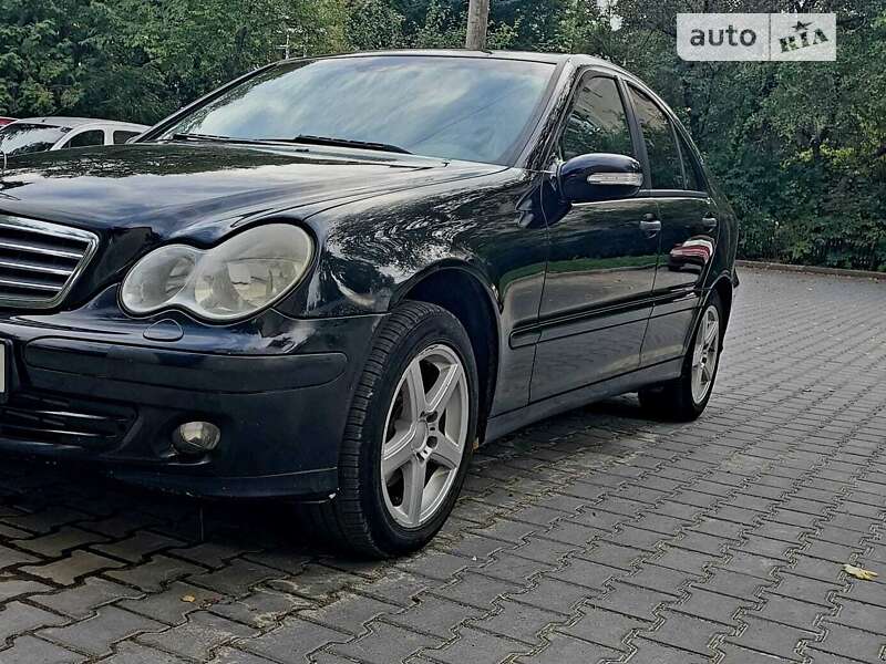 2005 mercedes-benz c 180