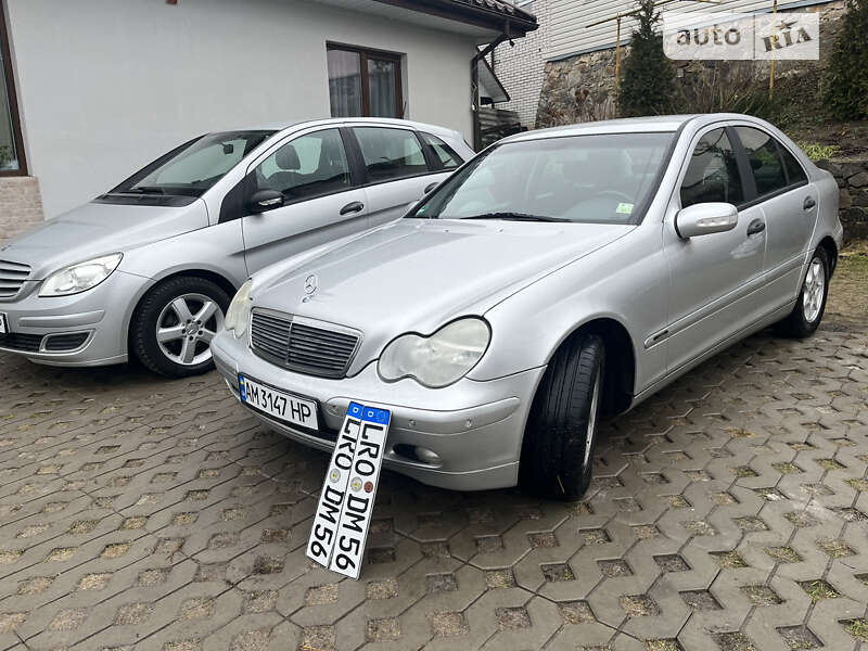 2003 mercedes-benz c-class