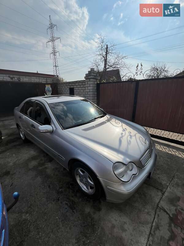 2003 mercedes-benz c-class