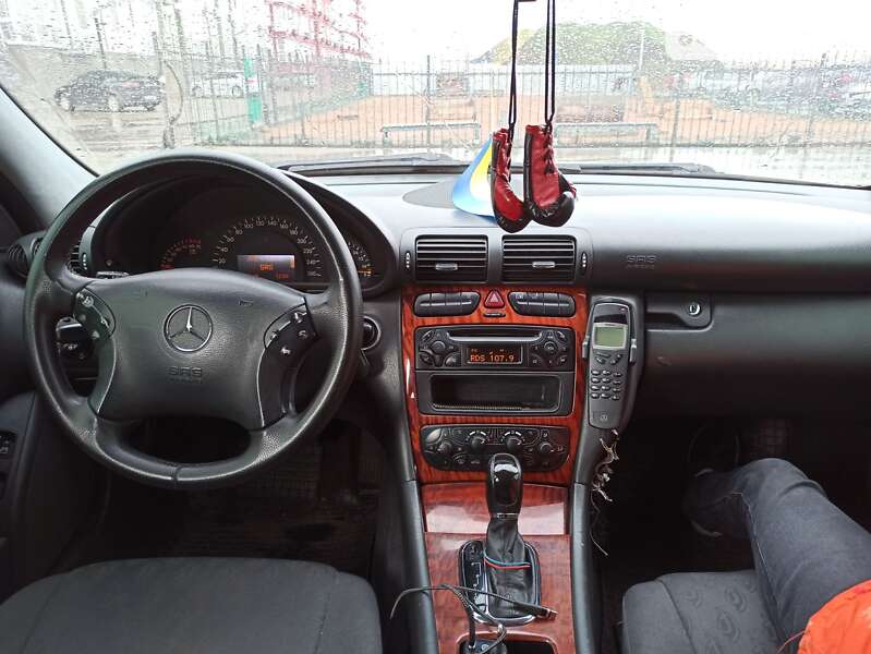 2003 mercedes-benz c 180