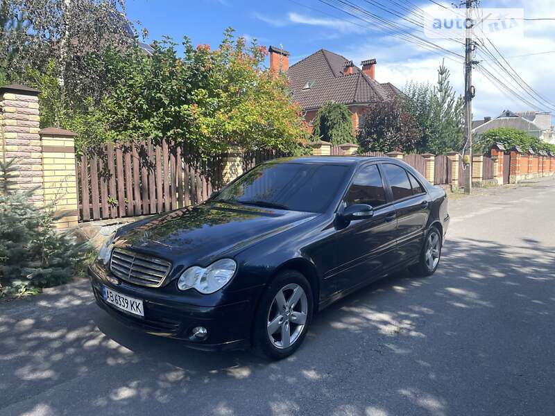 2004 mercedes-benz c 180