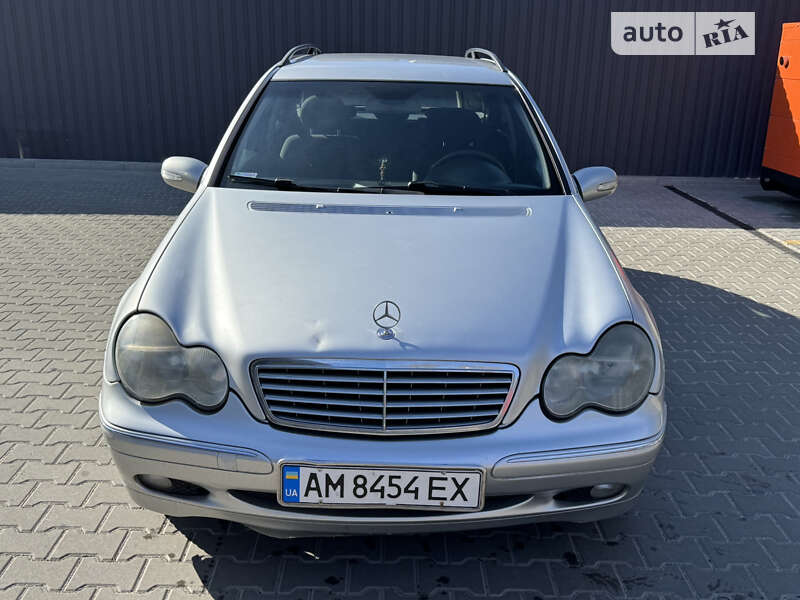 2002 mercedes-benz c 220