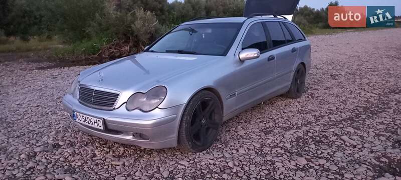 2003 mercedes-benz c 220