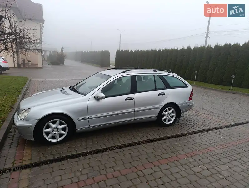 2004 mercedes-benz c 220
