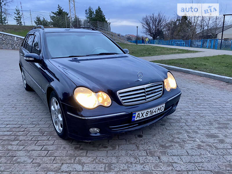 2004 mercedes-benz c 220 d