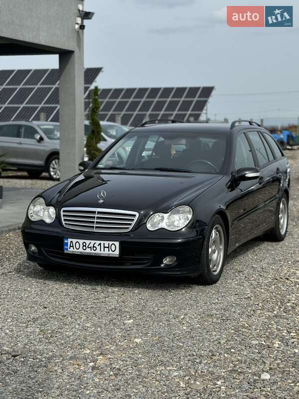 2004 mercedes-benz 220 cdi