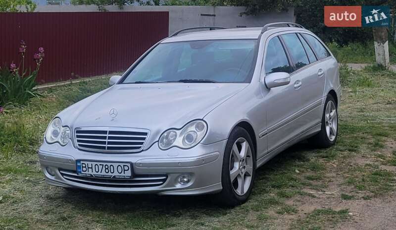 2005 mercedes-benz c 220