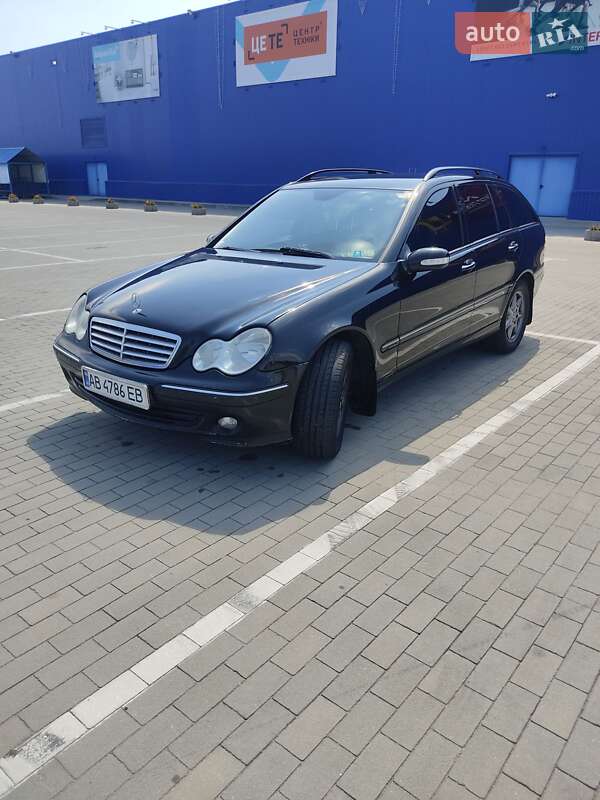 2004 mercedes-benz c-class