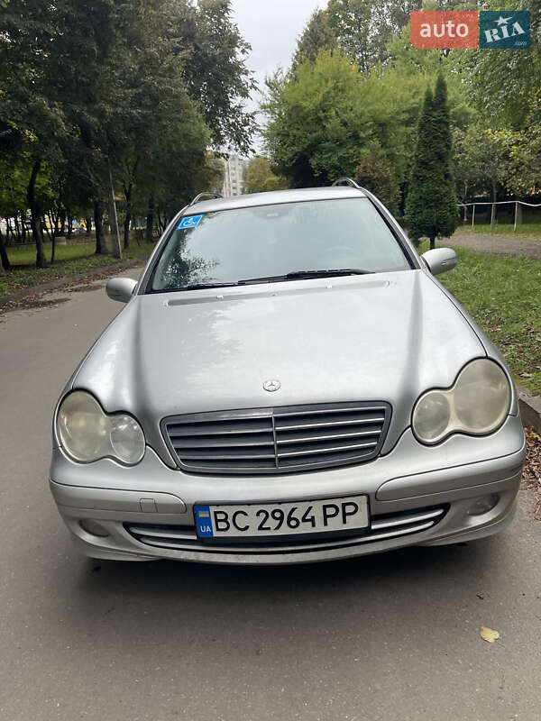 2004 mercedes-benz c 220 cdi
