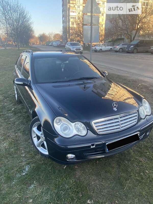 2005 mercedes-benz c-180