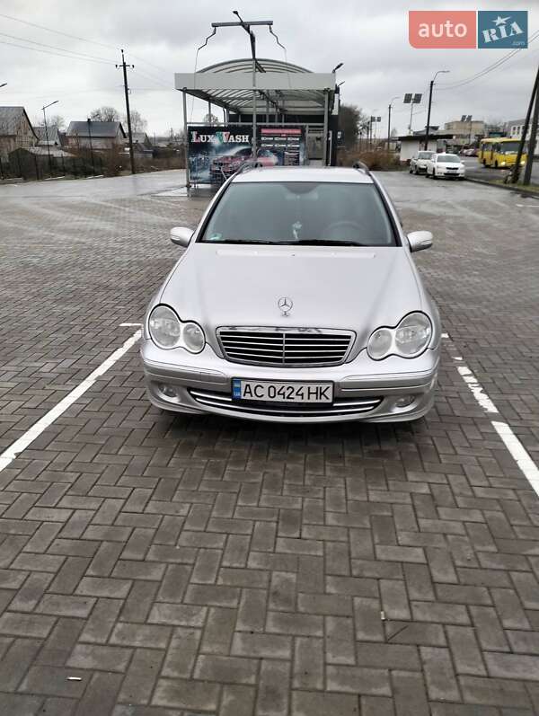 2005 mercedes-benz c-class