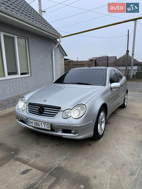 2003 mercedes-benz c 220