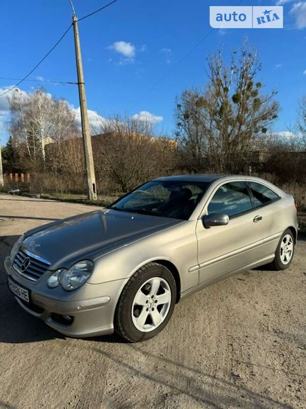 2005 mercedes-benz c 200