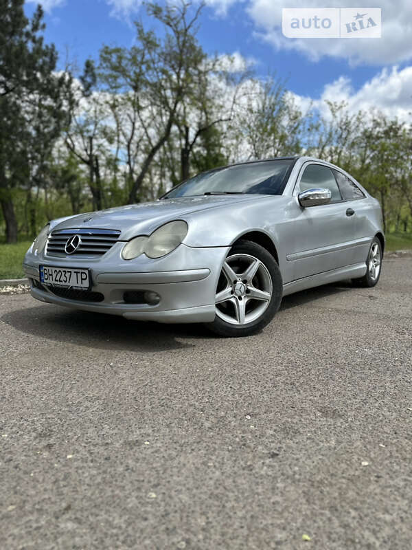2001 mercedes-benz c 200