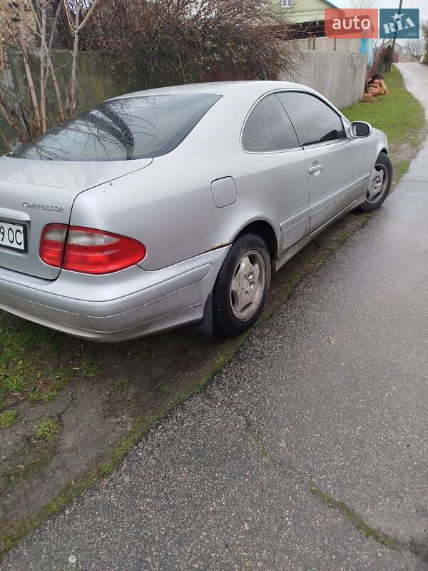 2000 mercedes-benz clk 200