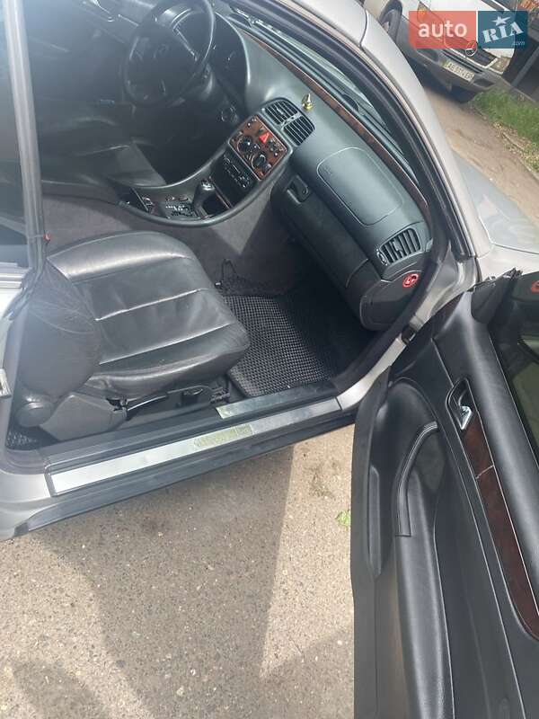 2000 mercedes-benz clk-class
