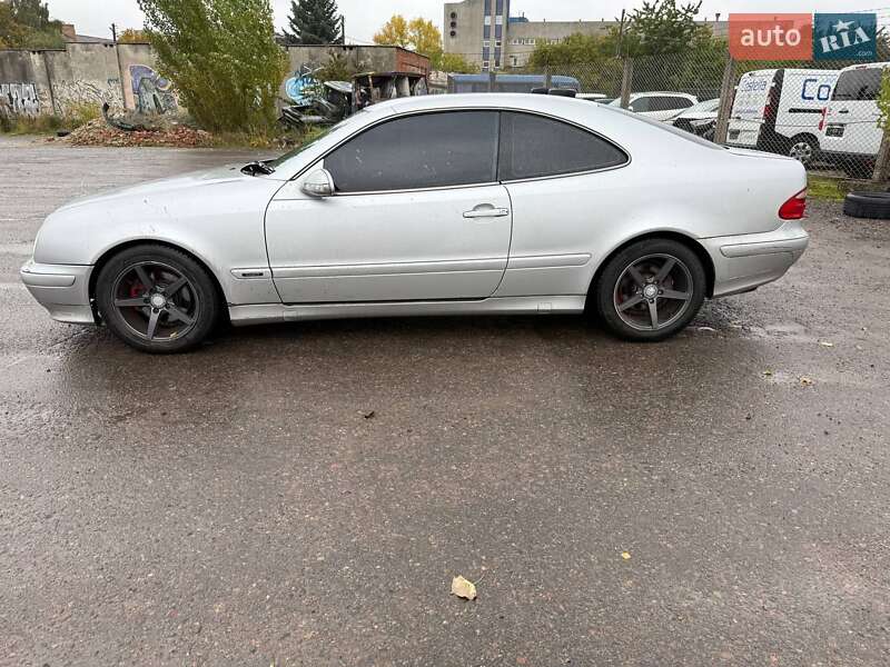2001 mercedes-benz clk 200