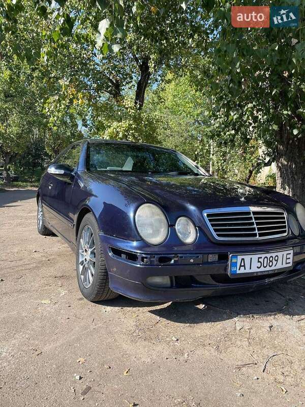 2001 mercedes-benz clk 200