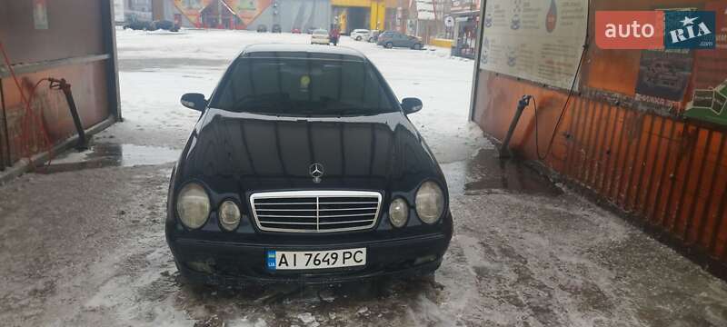 2001 mercedes-benz clk 200
