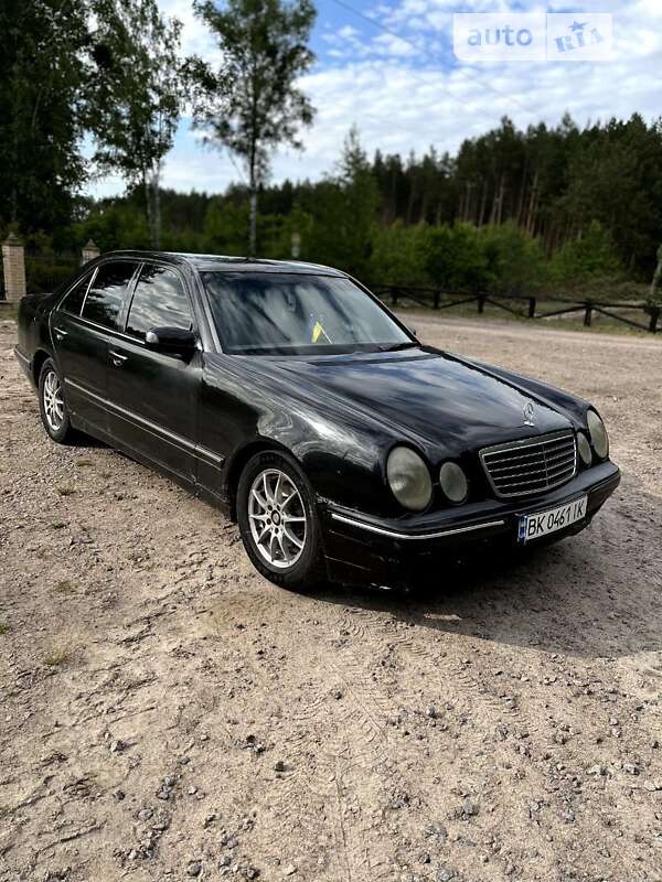 1996 mercedes-benz 220