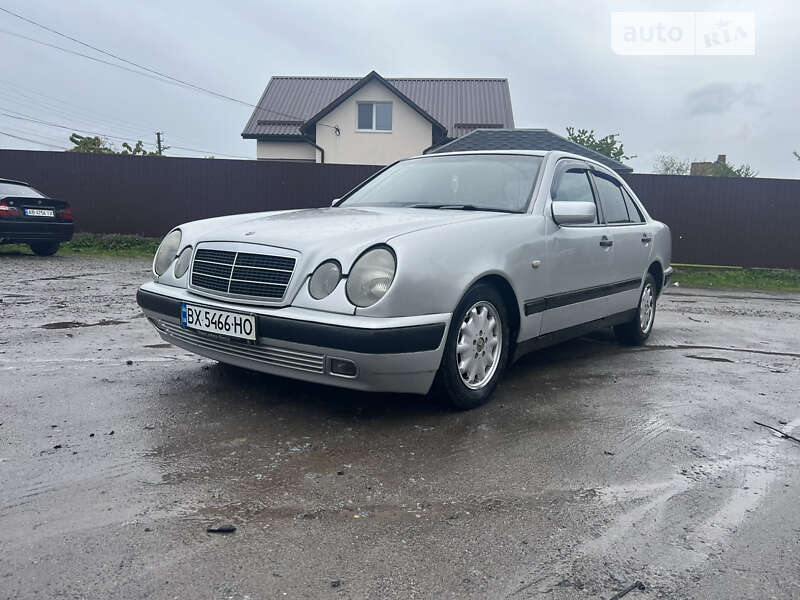 1996 mercedes-benz 220 d