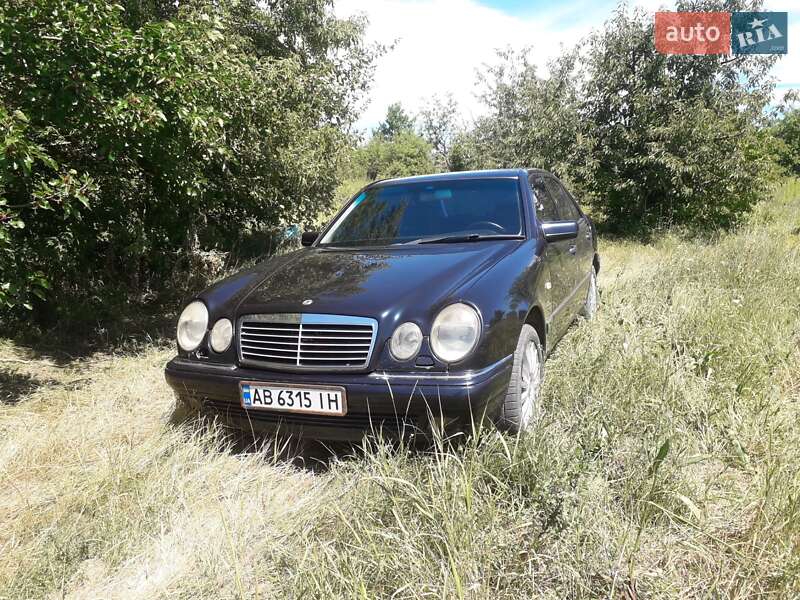 1999 mercedes-benz e 220