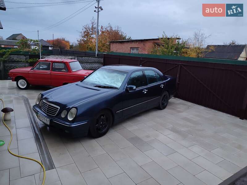 2000 mercedes-benz e-class