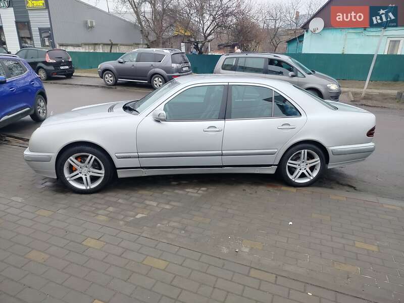 2000 mercedes-benz e-class
