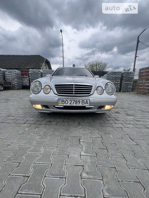 2000 mercedes-benz e 220