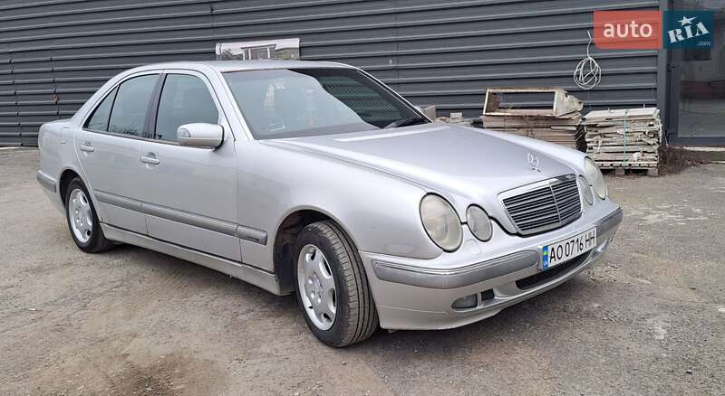 2001 mercedes-benz e 220 cdi