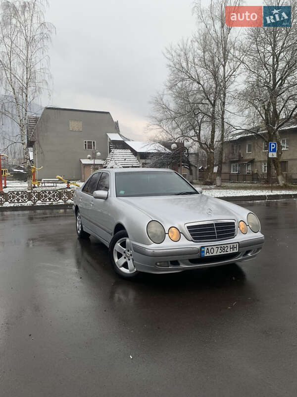 2001 mercedes-benz e-class