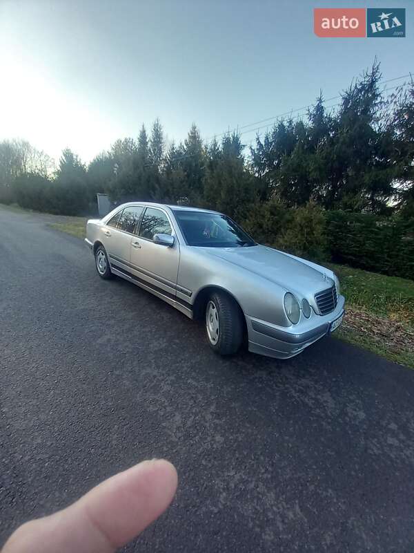 2001 mercedes-benz e-class
