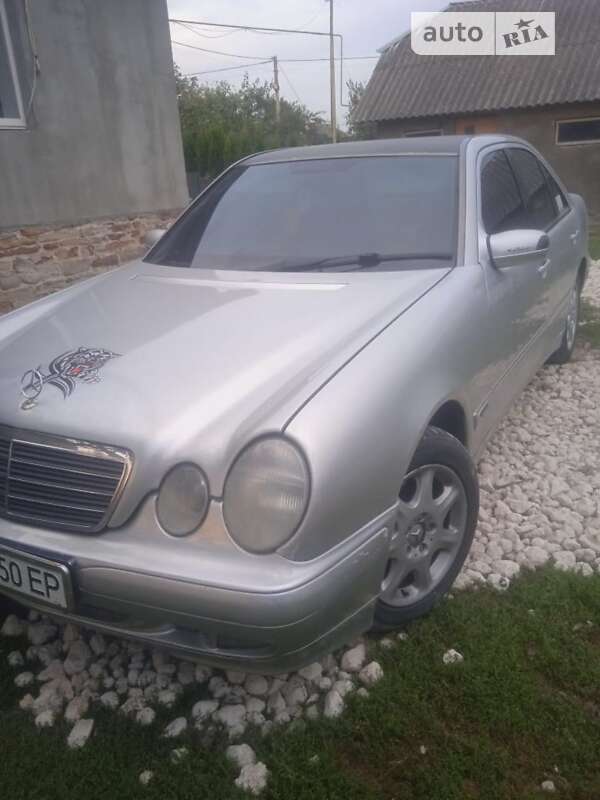 2001 mercedes-benz e 220 cdi