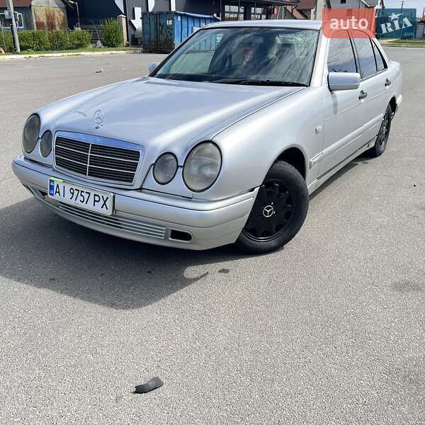 1999 mercedes-benz e 200