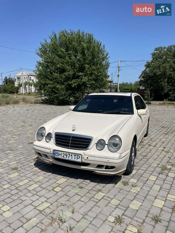 2000 mercedes-benz e 220 d