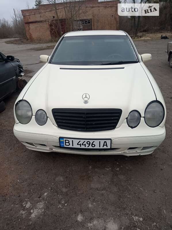 2002 mercedes-benz e 200