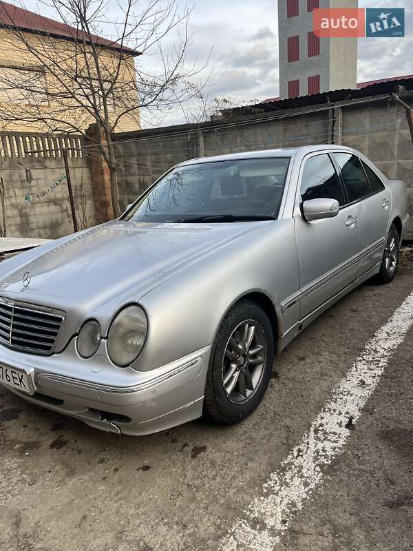 2000 mercedes-benz e 270 cdi
