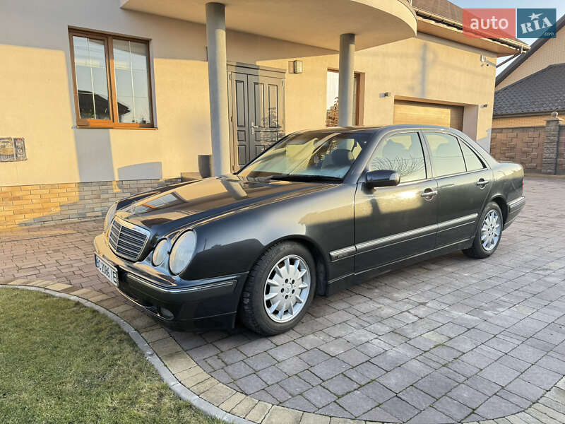 2000 mercedes-benz e-class