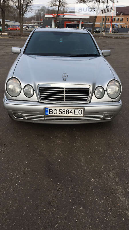 1997 mercedes-benz 210d