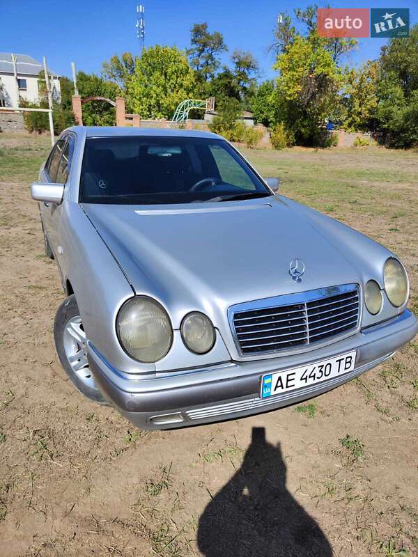 1995 mercedes-benz 300 d