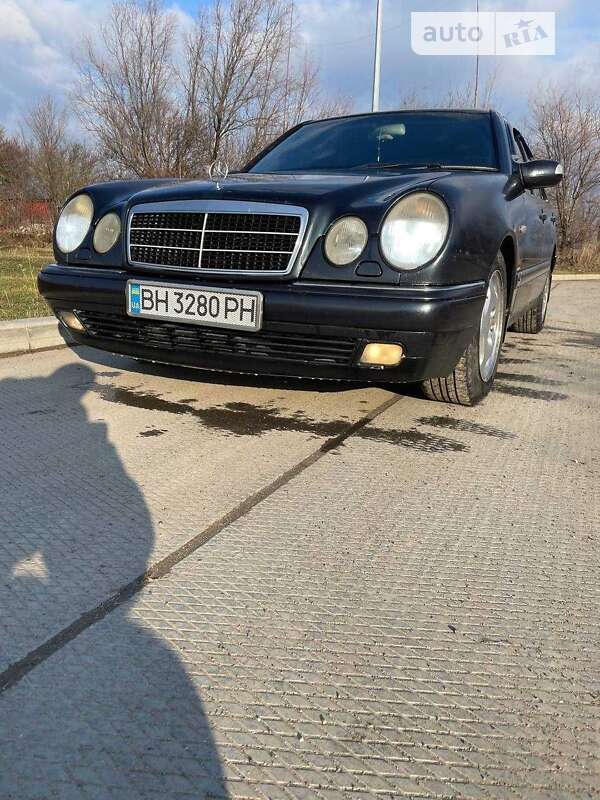 1996 mercedes-benz 300 d