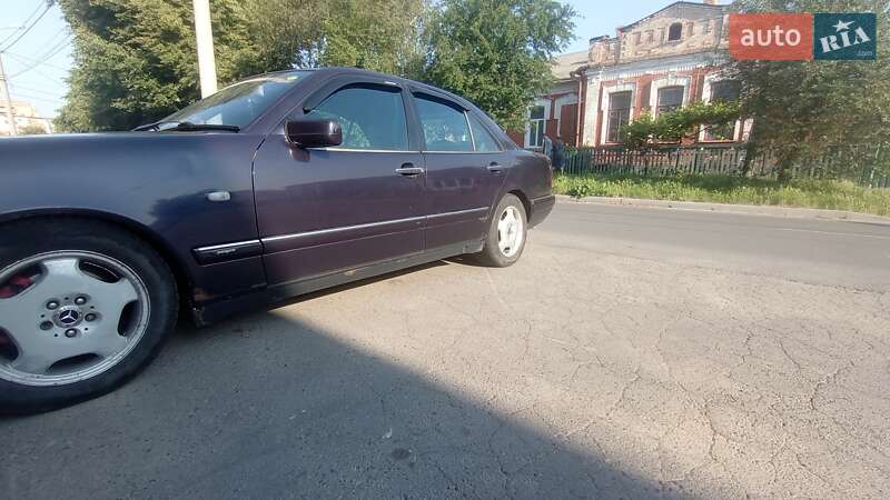 1997 mercedes-benz e 300 td