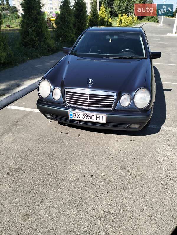 1999 mercedes-benz e 300 d