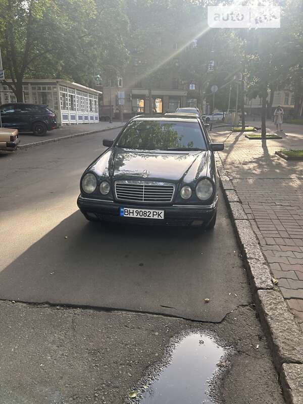 1999 mercedes-benz e 300