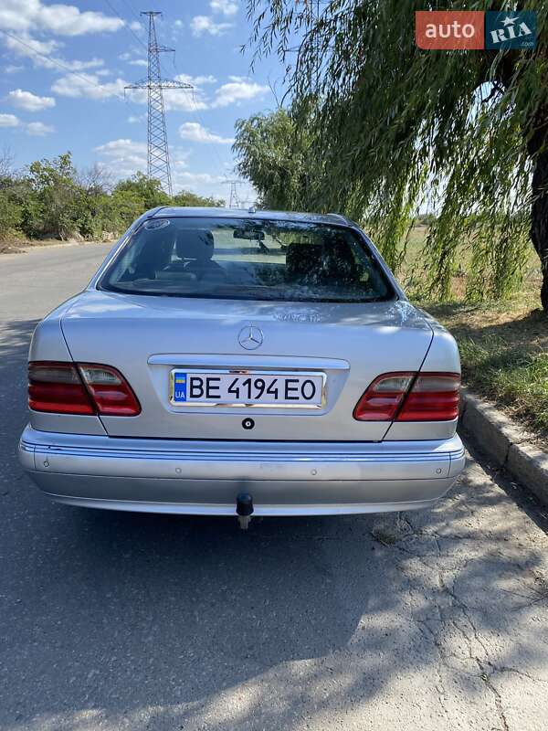 2001 mercedes-benz e-class