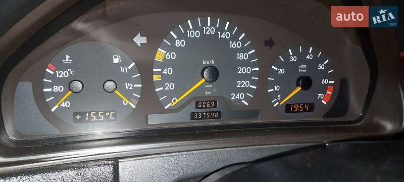 1996 mercedes-benz e 200