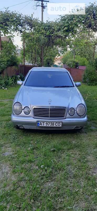 1998 mercedes-benz e 200