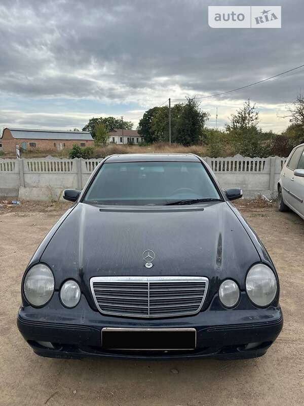 2000 mercedes-benz e 200